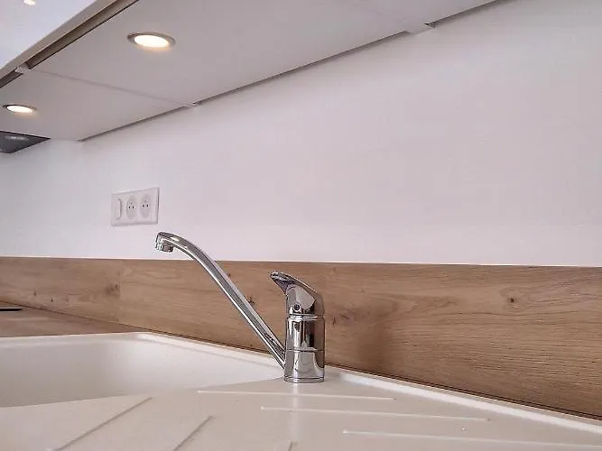 Graziella 621 公寓 *